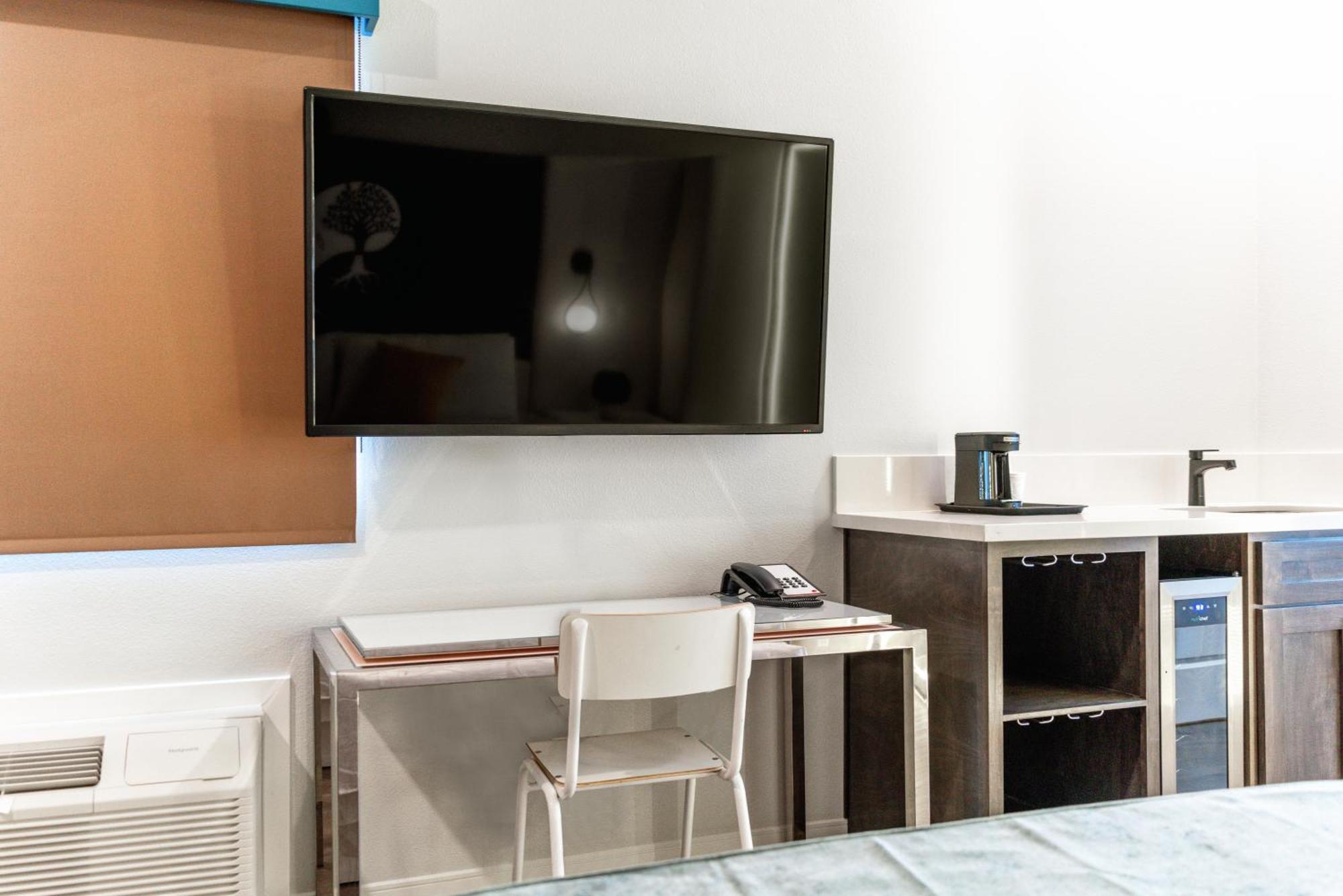 Aspire Inn Studios & Spas Bellflower Zewnętrze zdjęcie
